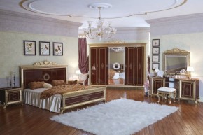 Спальный гарнитур Версаль (модульная) в Муравленко - muravlenko.ok-mebel.com | фото